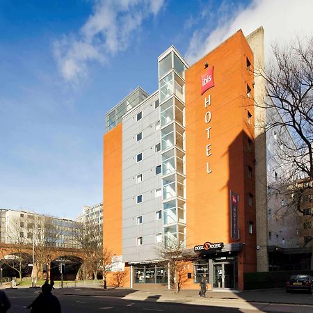 Ibis Manchester Centre Princess Street Exterior photo