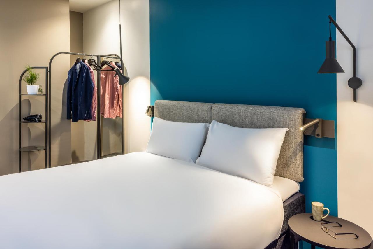 Ibis Manchester Centre Princess Street Room photo